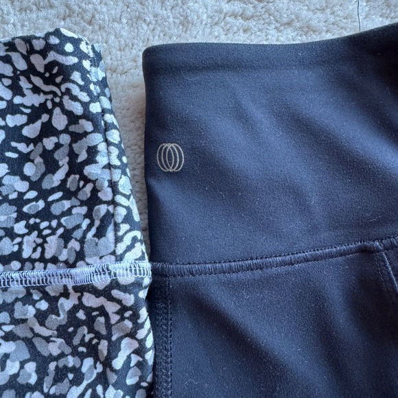 Balance collection leggings - Picture 2 of 4